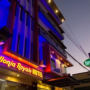 Apollonia Royale Angeles